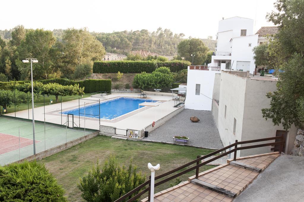 Hotel La Masia Pont de Molins Luaran gambar
