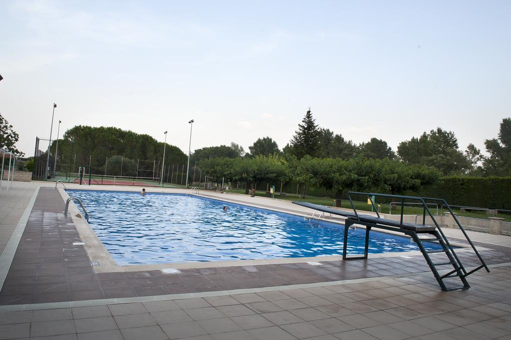 Hotel La Masia Pont de Molins Luaran gambar